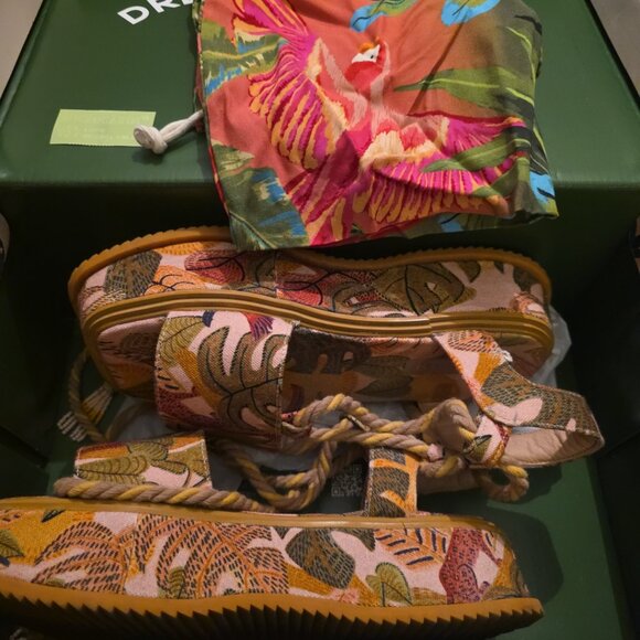 SUMMER DREAM FLATFORM SANDAL - Picture 4 of 5